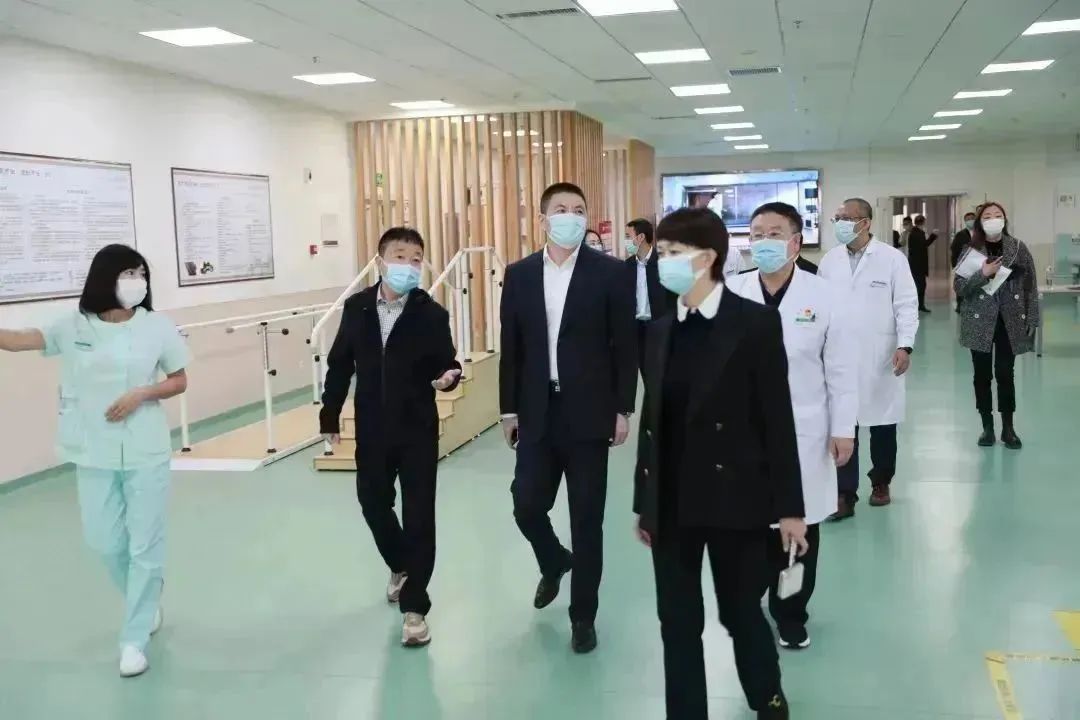 龍港區人大、區政府領導一行視察調研龍港國際醫療健康產業園(圖6)