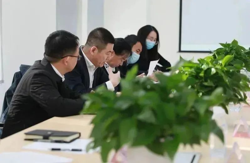 龍港區人大、區政府領導一行視察調研龍港國際醫療健康產業園(圖13)
