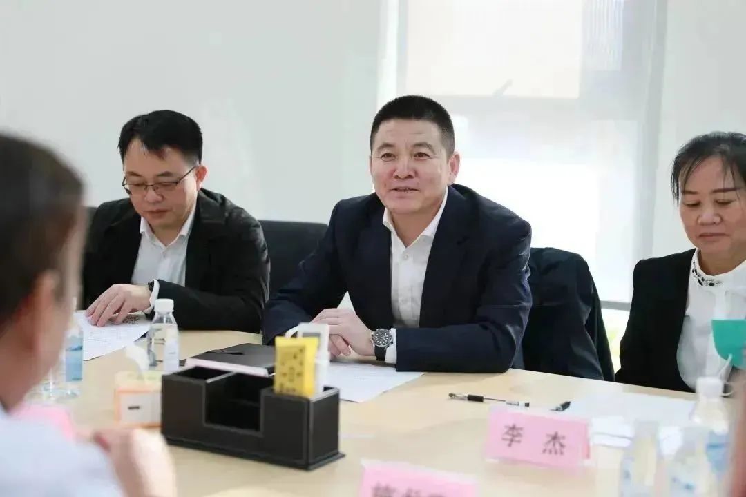 龍港區人大、區政府領導一行視察調研龍港國際醫療健康產業園(圖11)